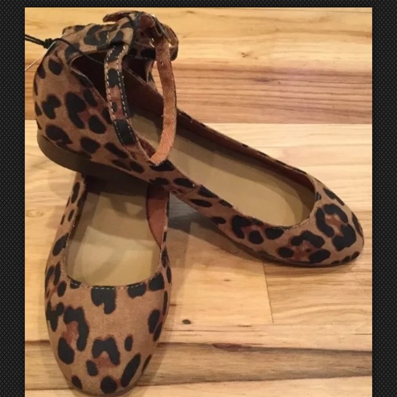gap leopard flats